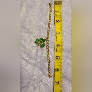 Vintage Gold Tone Clover St Patrick's Day Bracelet 6.75 Inches by Avon